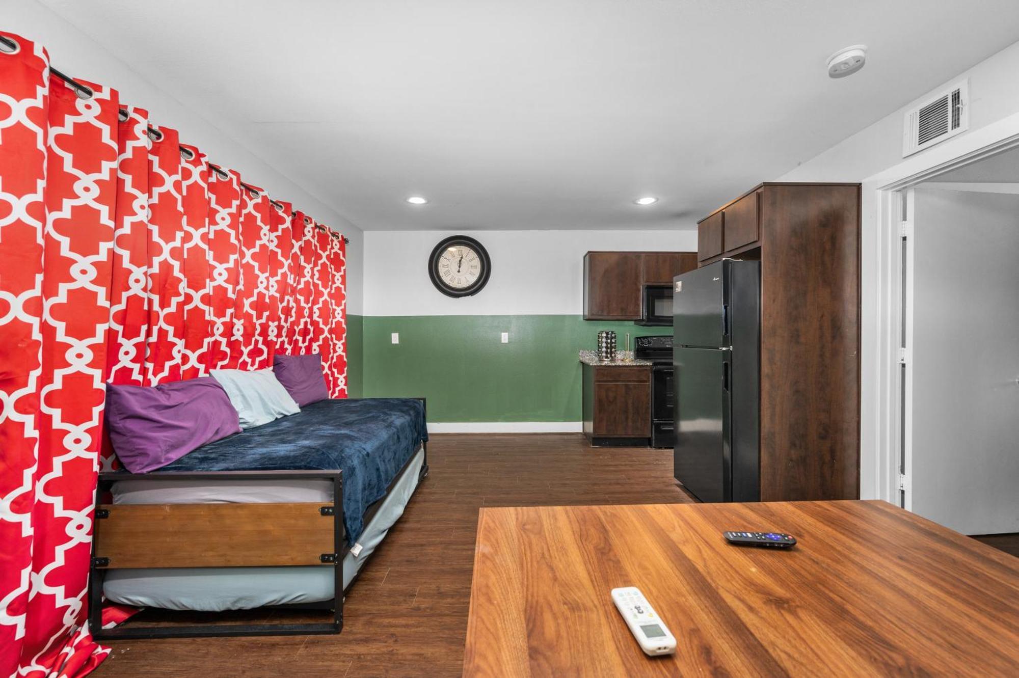 Rustic 1Br Apartment Near Medcenter-Uh-Nrg Houston Zewnętrze zdjęcie